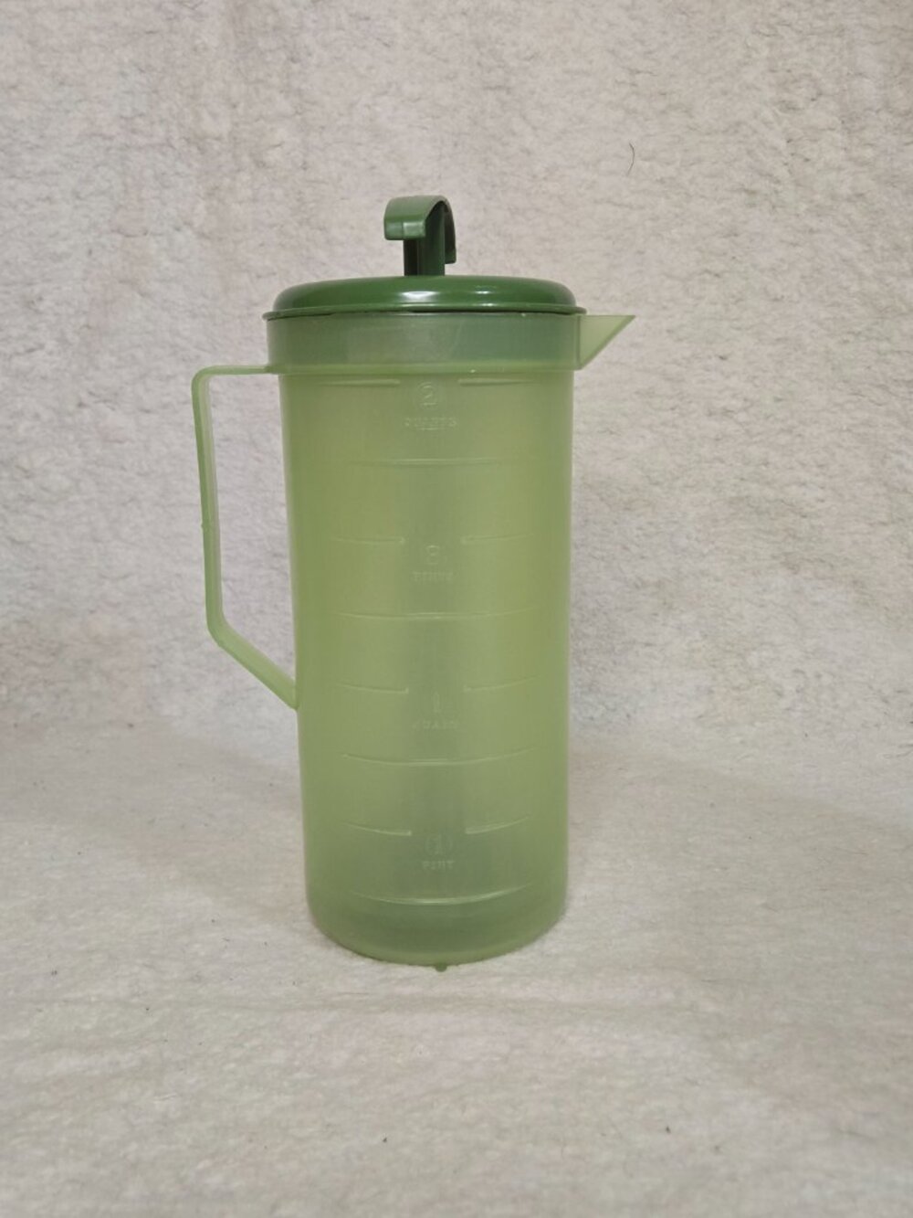 Vintage 2 Qt Federal Housewares Measuring Mixer Pitcher Green 1970s